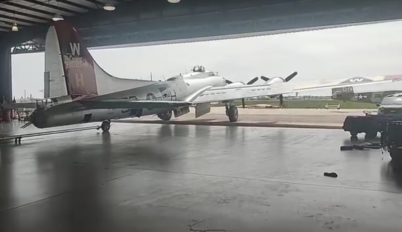 A B-17 'Aluminum Overcast' at Oshkosh