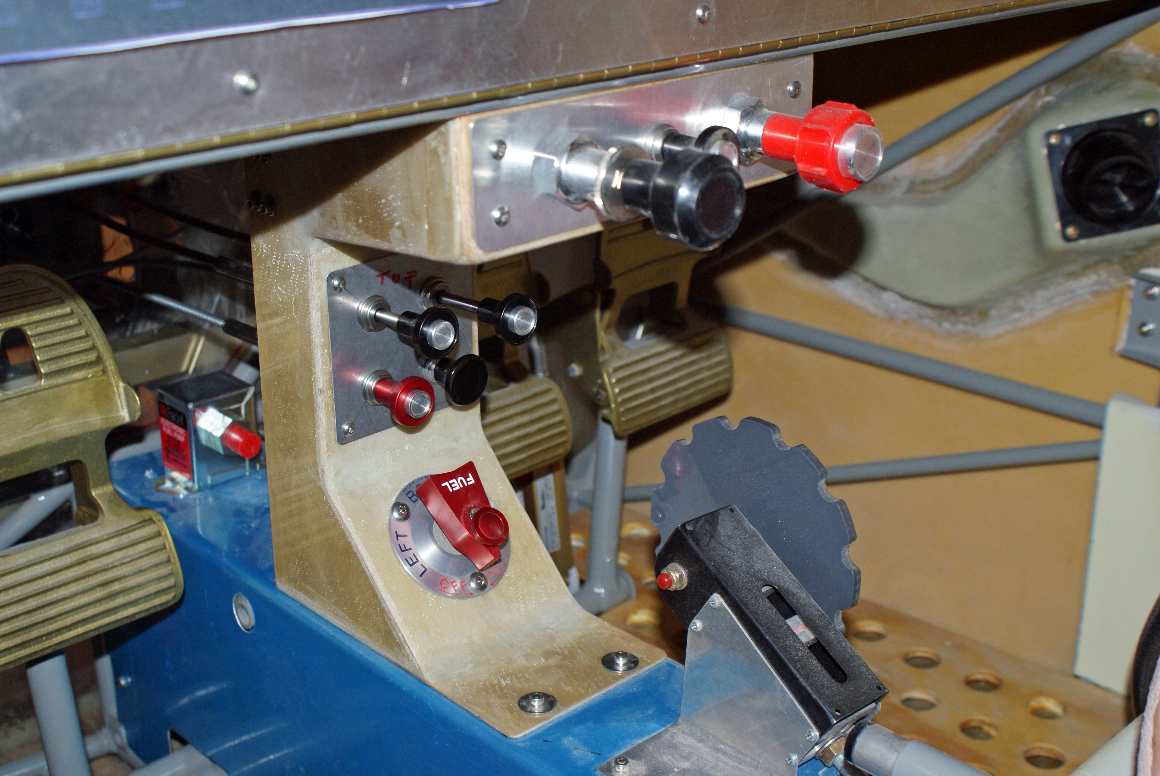 Glastar Cockpit Engine controls
