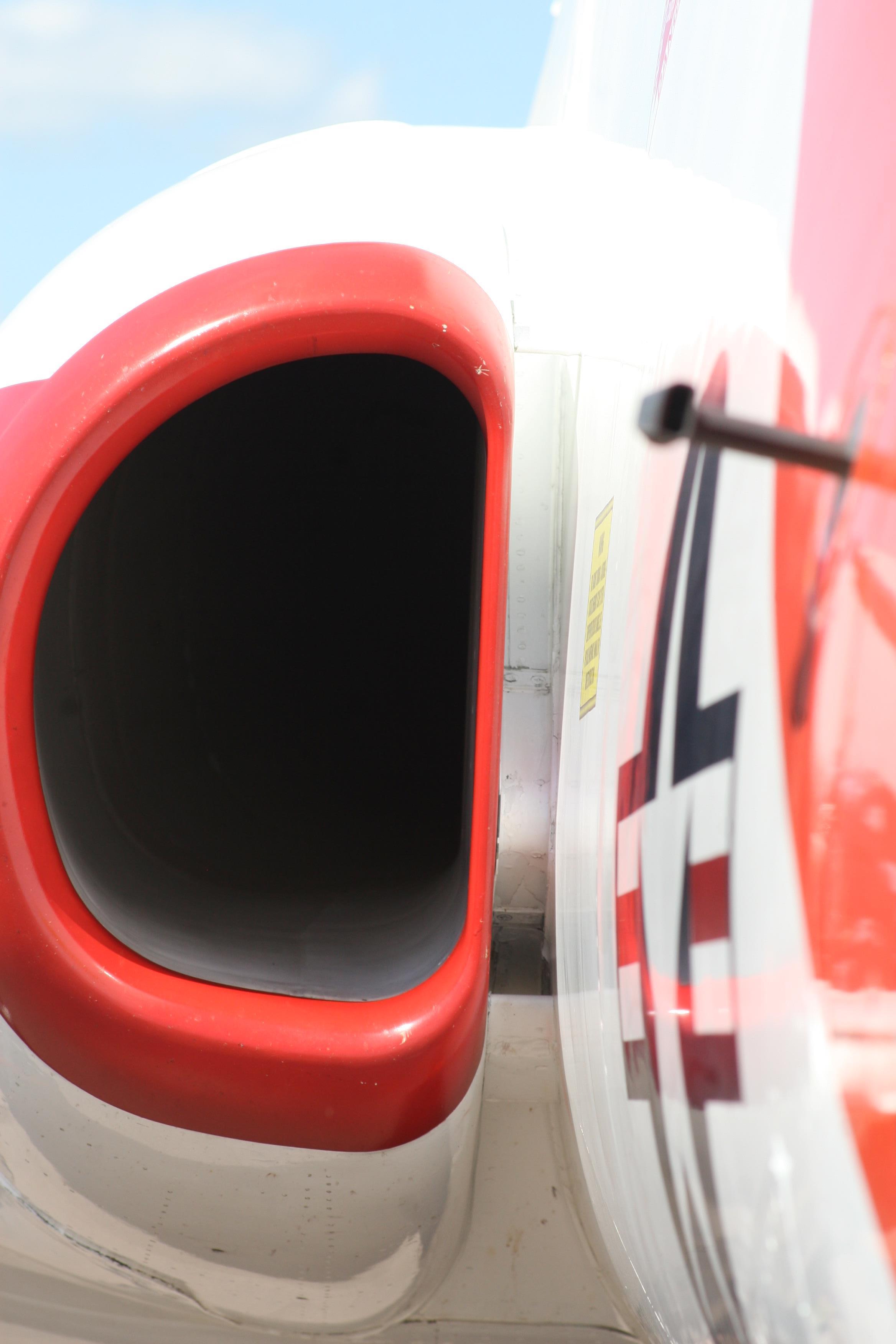 Jet eye